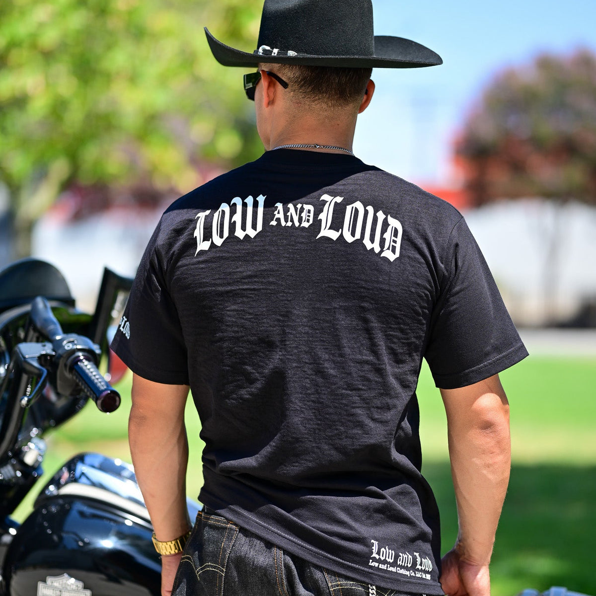 Old English Back Plate Black Tee