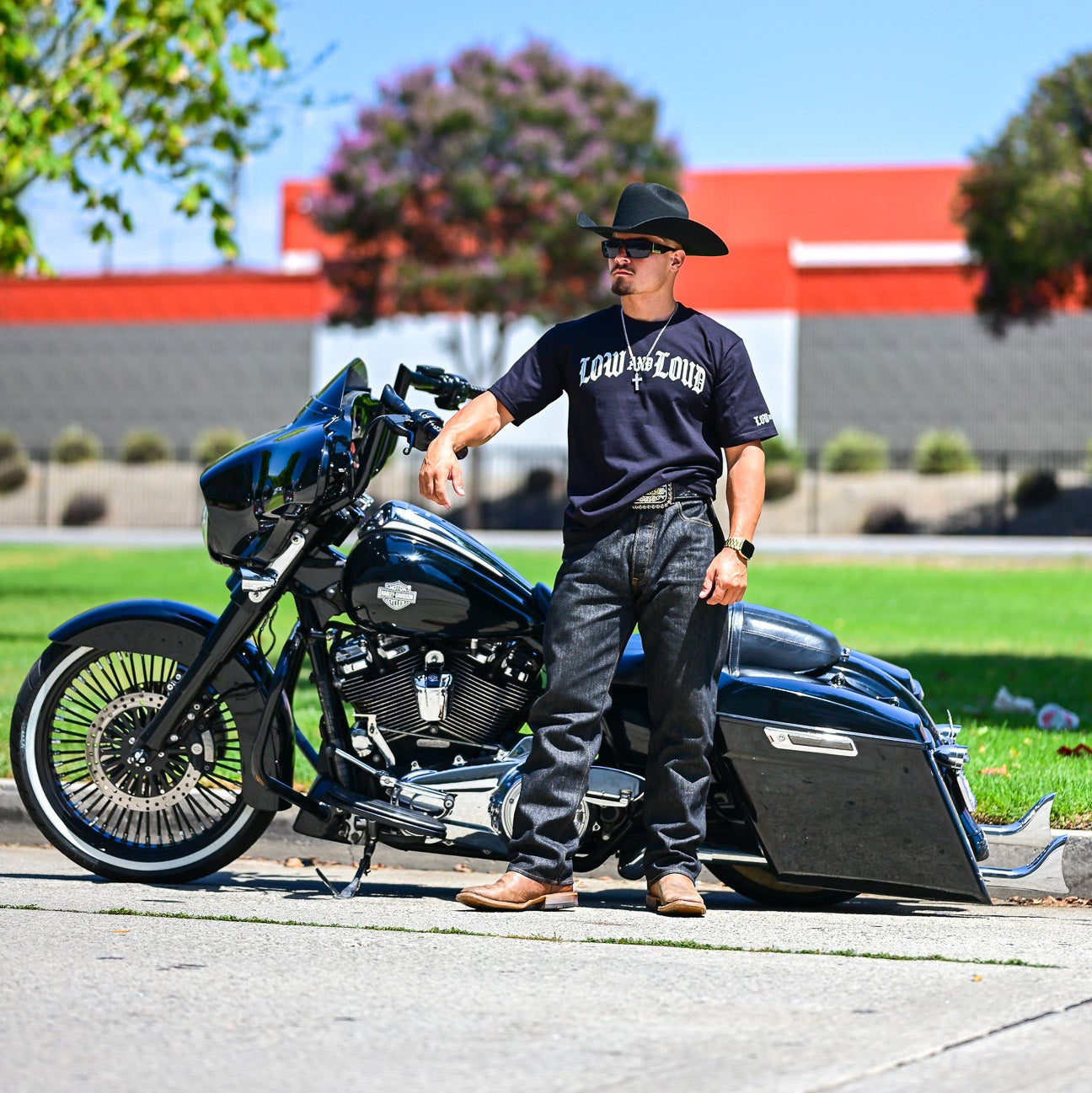 Old English Front Plate Black Tee