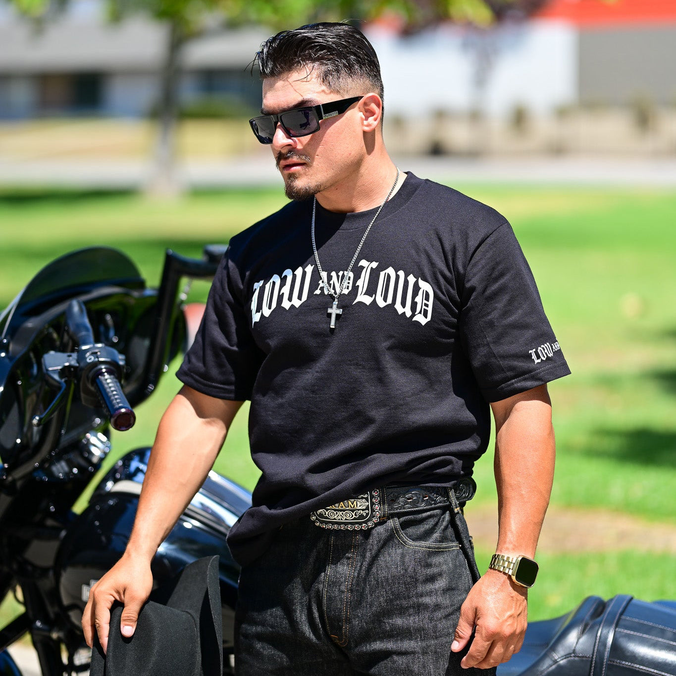 Old English Front Plate Black Tee